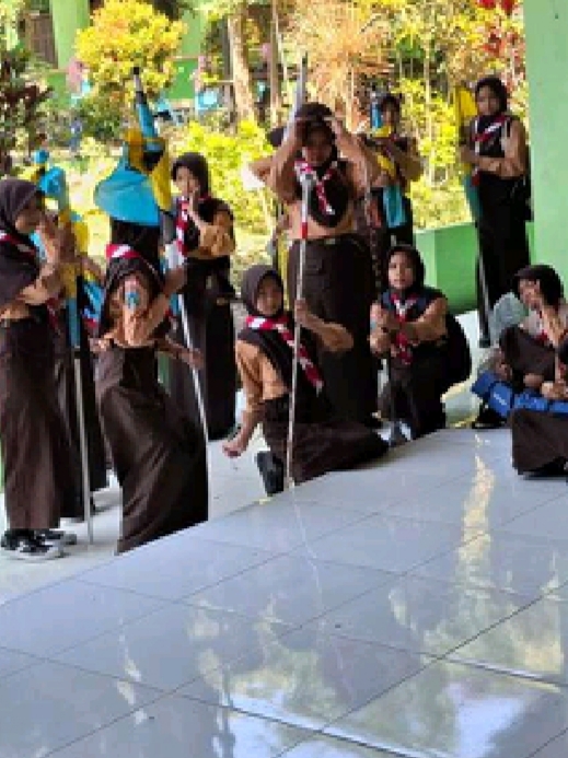 Ekstrakurikuler Drumband | SMP Ma'arif Batu