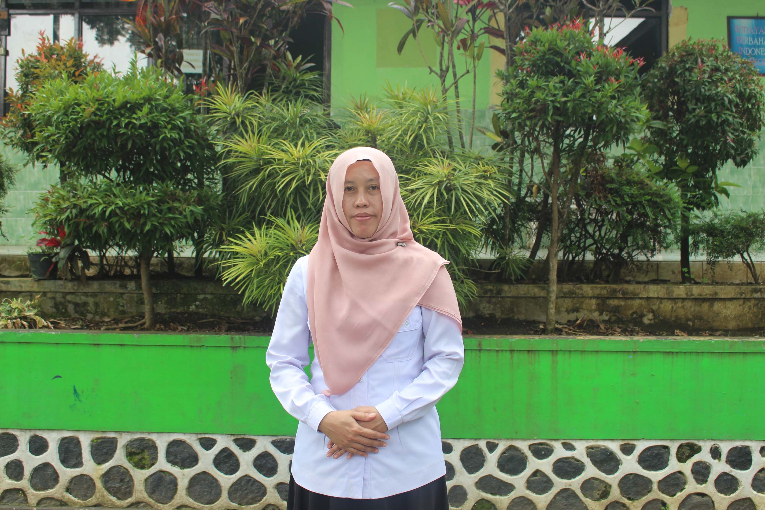 ANIS ROMELAH, S.P | Pegawai