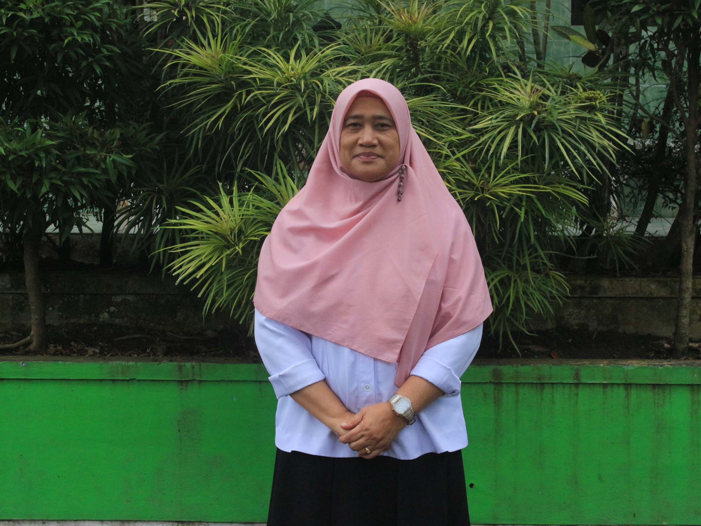 RAHMI SUSANTI, S.S | Guru Bahasa Indonesia