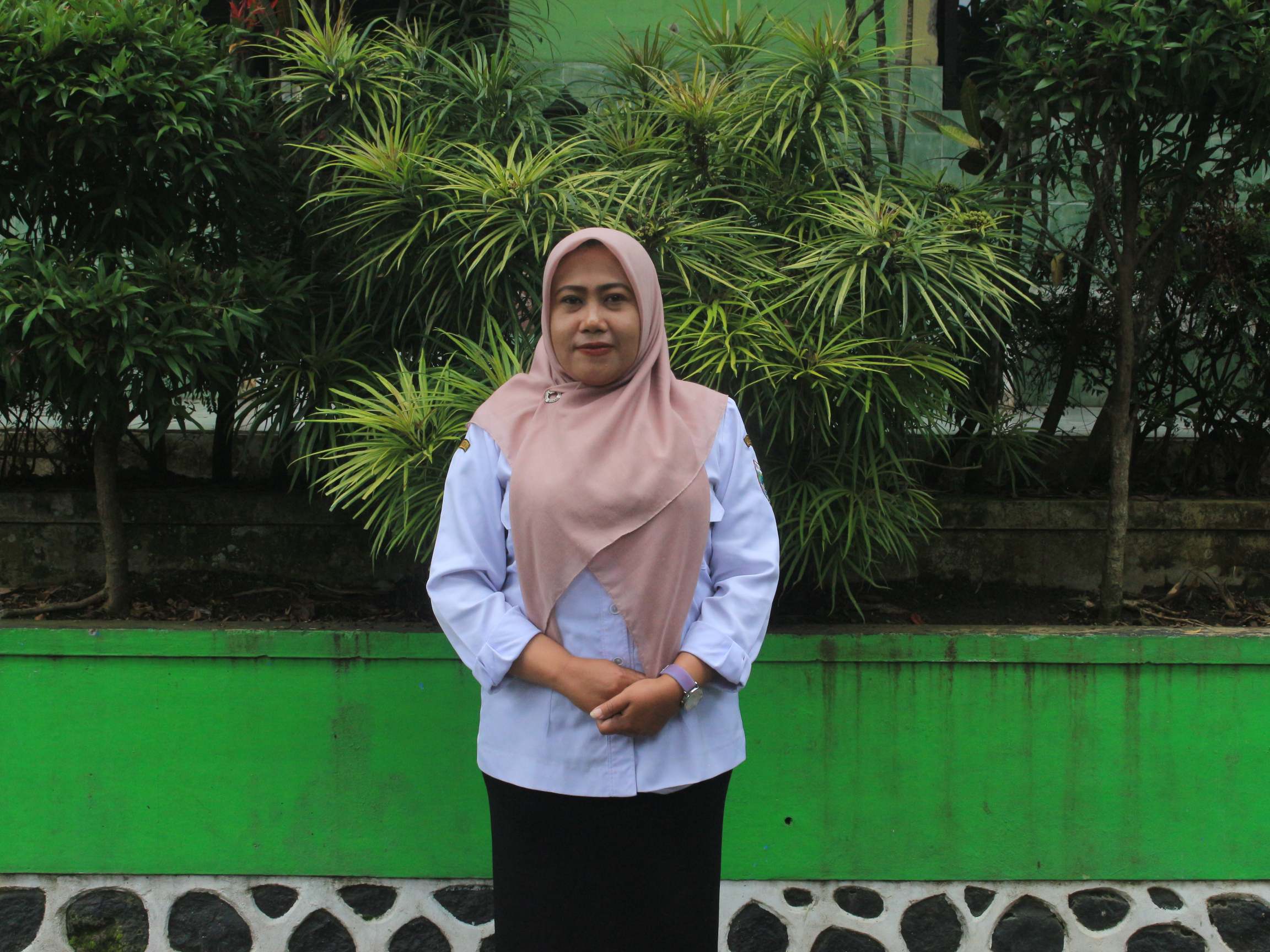 RINI WAHYUNINGSIH, S.Pd | Guru Pendidikan Kewarganegaraan dan Pancasila