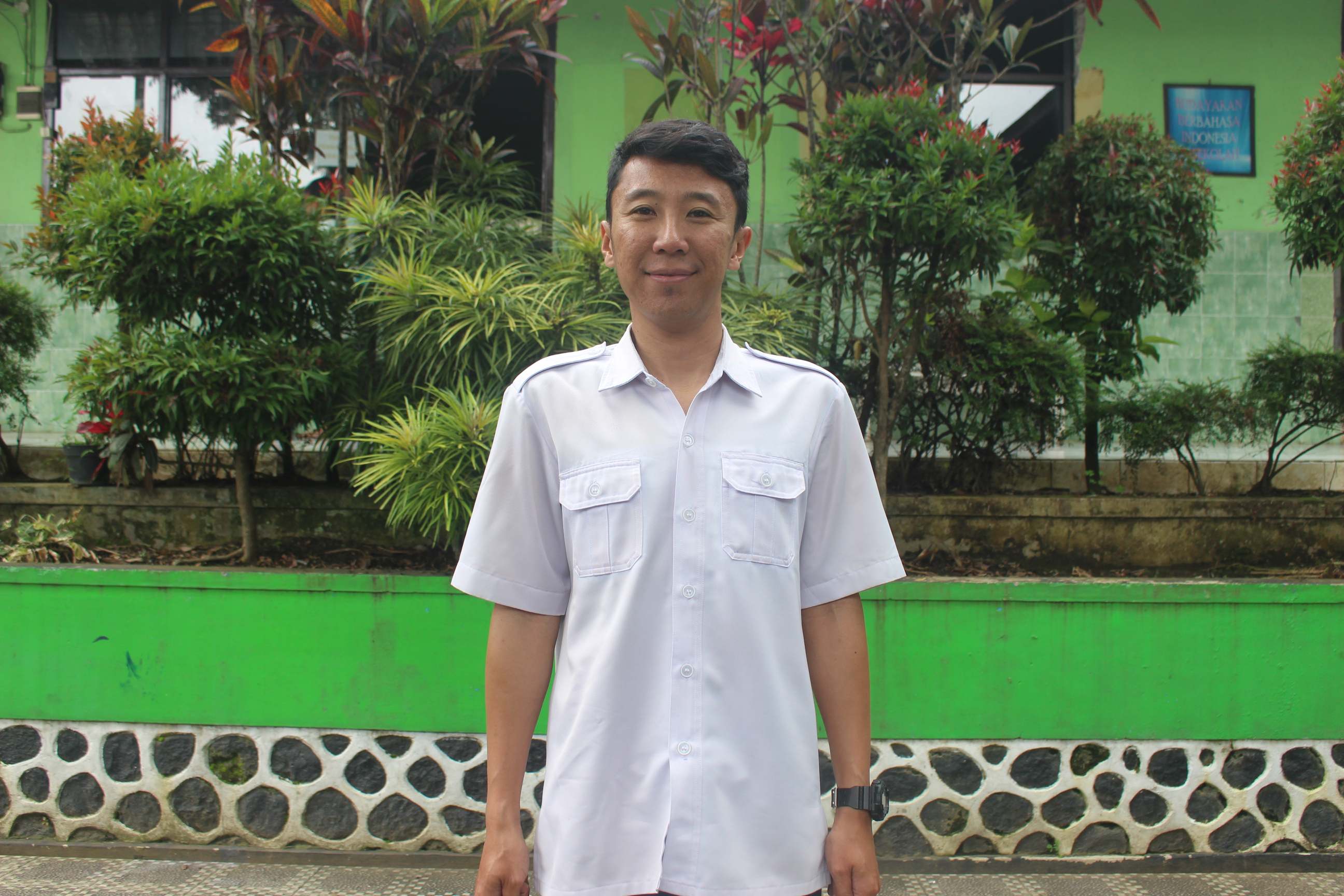 HAWINDO ARISNA S R, S.Pd | Guru Bahasa Inggris